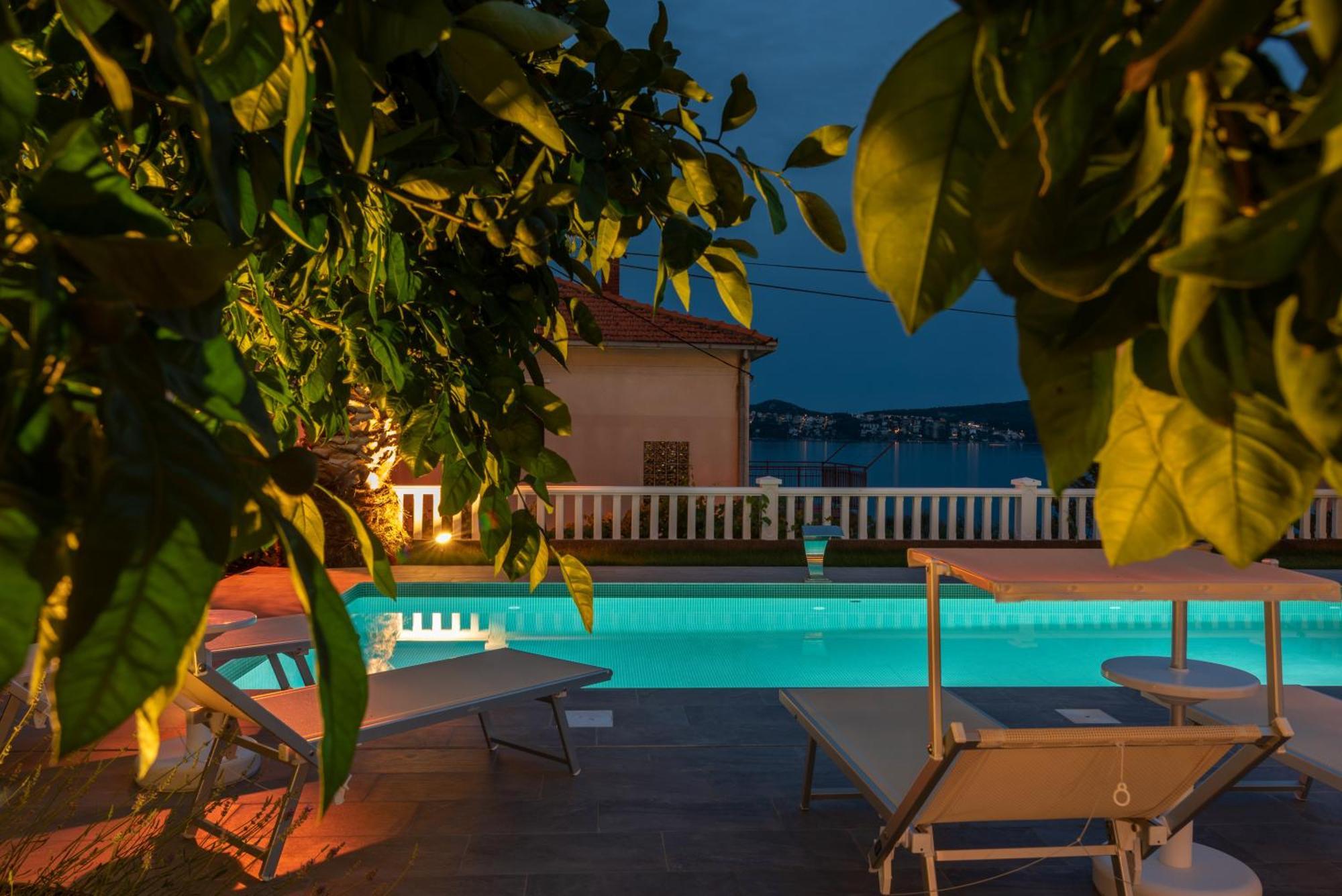 Ana Ii Aparthotel *